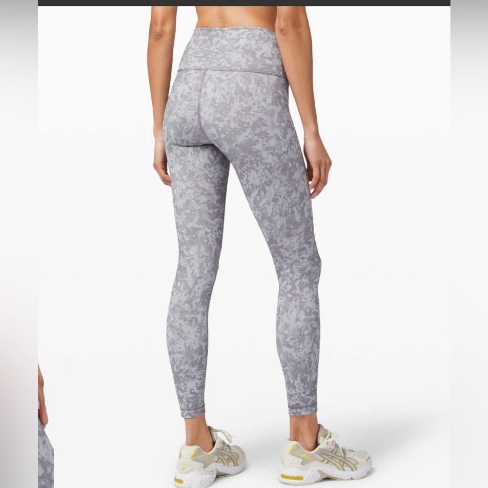 Lululemon Wunder Train High-Rise Tight 25"